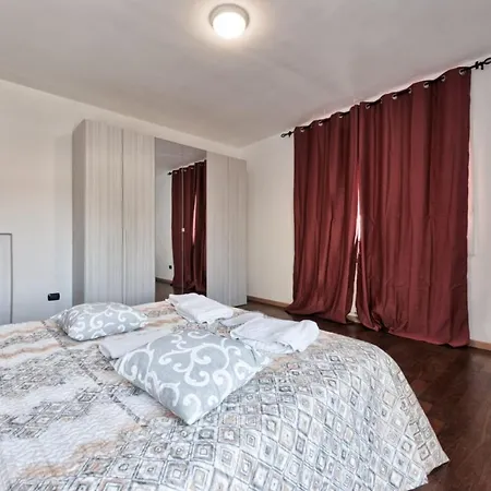 بيت ضيافة Venice H&s Apt Private With Ac & Tv *